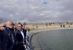 رئيس الوزراء يتابع استعدادات التشغيل التجريبي لمشروع النهر الأخضر